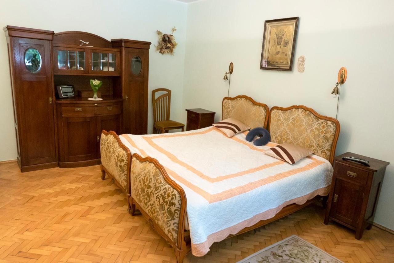 Appartamento Apartament Parkowy Cracovia Esterno foto